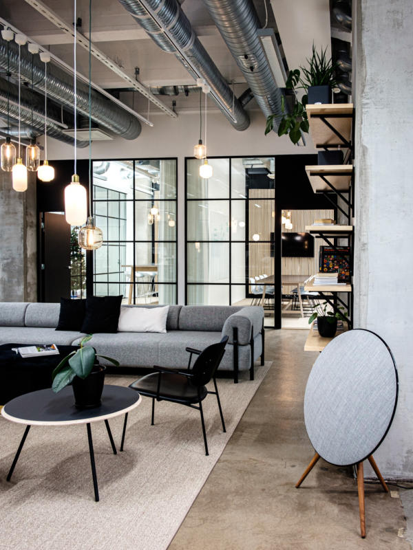 sisustus-toimistoon-punavuoressa-mariel-interior Sisustus toimistoon Punavuoressa - Mariel Interior.