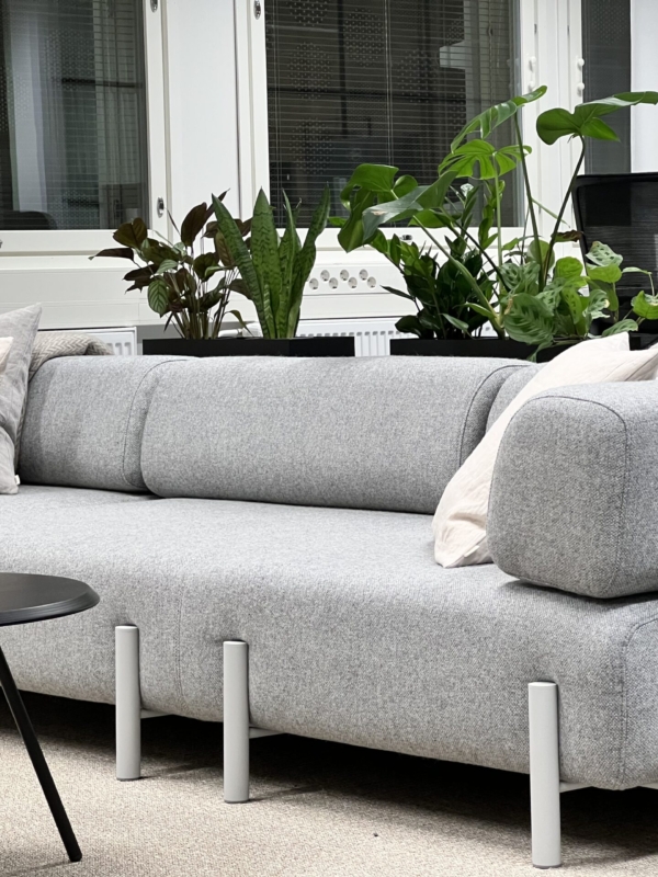 Sohva toimistossa, Oulu