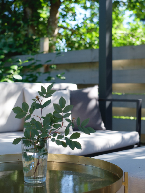 mariel-interior-terassin-sisustussuunnittelu-klaukkala-2024-3 Terassin yksityiskohtia.