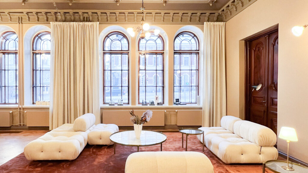 Verhot lääkäriklinikalle Helsingissä.