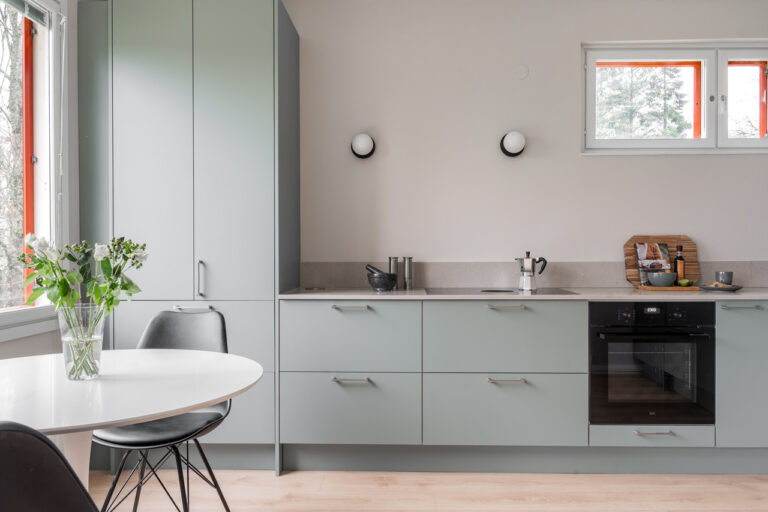 Kaksion pintaremontti, Kerava – Mariel Interior.